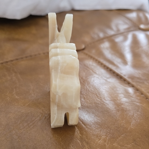 Vintage Hand Carved Onyx Figurine - Picture 5 of 7